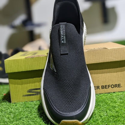 SKECHERS ULTRALIGHT Black white premium quality
