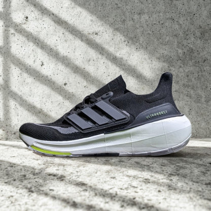 Adidas Ultraboost Light (Black)