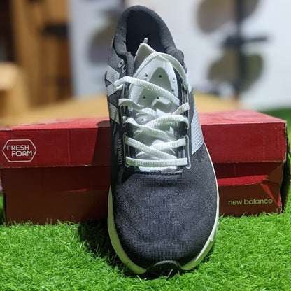 New Balance FuelCell Rebel v4 running trainers