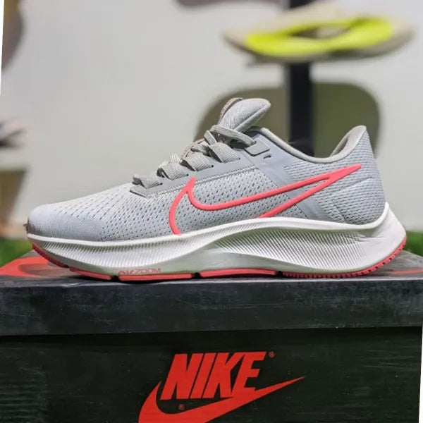 Nike Pegasus 38 – Grey