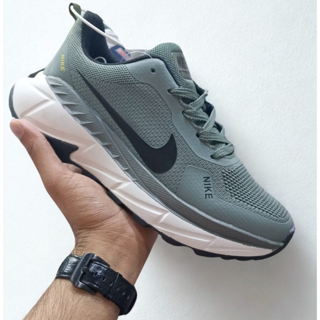 Nike - Star Runner 4 | Olive