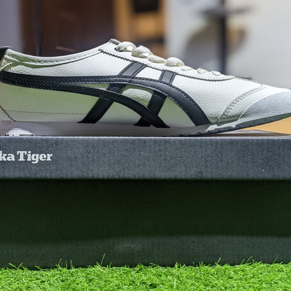 ONITSUKA TIGER MEXICO 66 | WHITE & BLACK COLOR