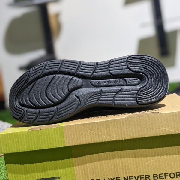 Skechers Slip-ins & HYPER BURST Black