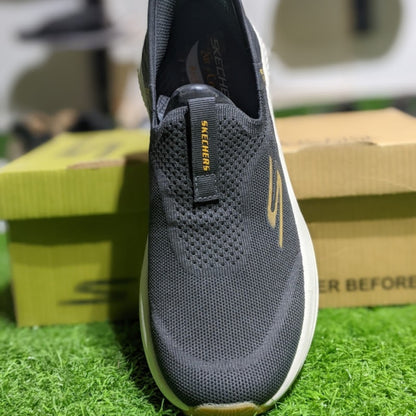 SKECHERS ULTRA LIGHT SLIP-INS | DARK GRAY