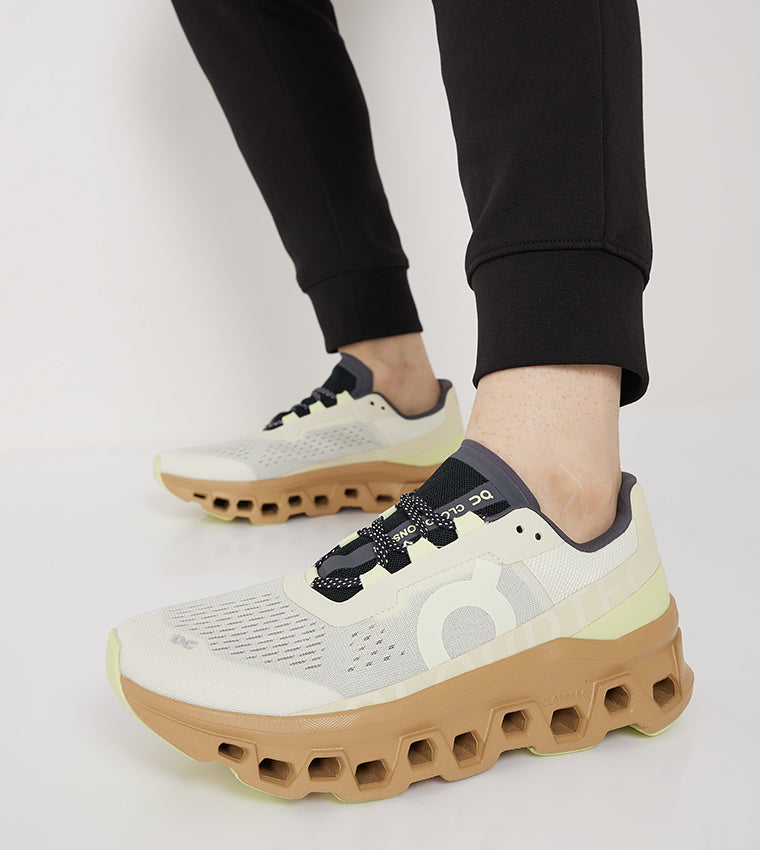 On Cloud Monster (khaki)