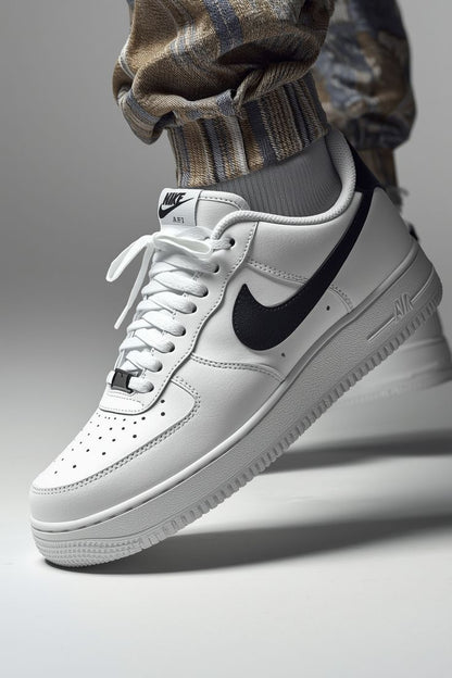 Nike Air Force 1 '07 - White/Black